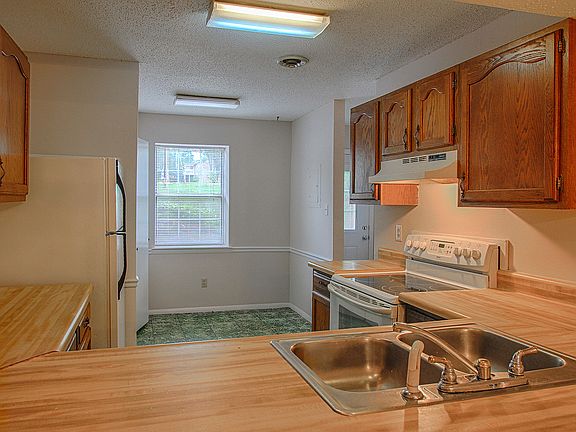 Kitchen with Laundry Closet