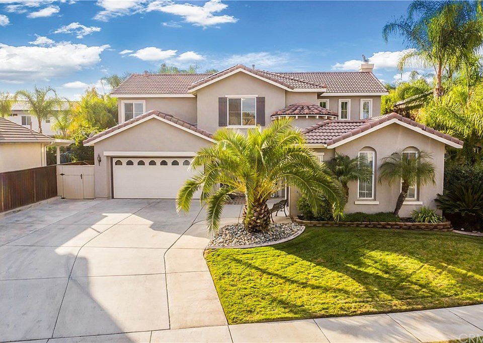 1st image of 33565 Marigold Ln