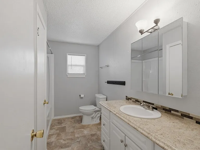 4401 S County Road 1131 — Photo 19
