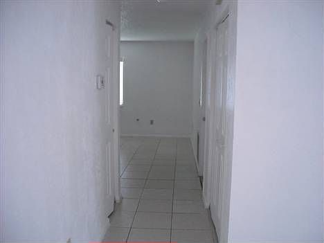 4th image of 2 Port Echo Ln