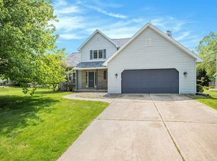 121 Deer Path Ln, Battle Creek, MI 49015