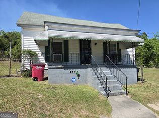884 Cowan St, Macon, GA 31217
