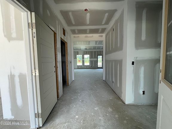 2nd image of 39 E Emily Gardens Drive