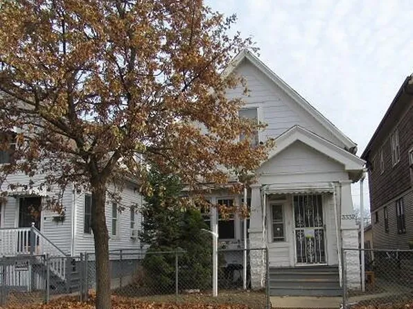 3332 North 13th STREET, Milwaukee, WI 53206
