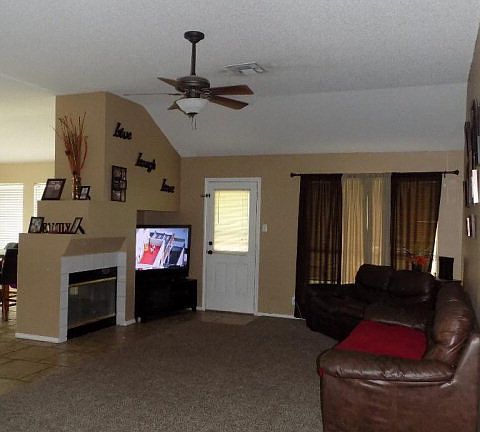 3rd image of 5801 Whitecastle Ln