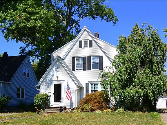 4th image of 316 Stanford Ave