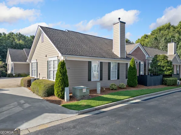 128 Camry Cir, Dallas, GA 30157