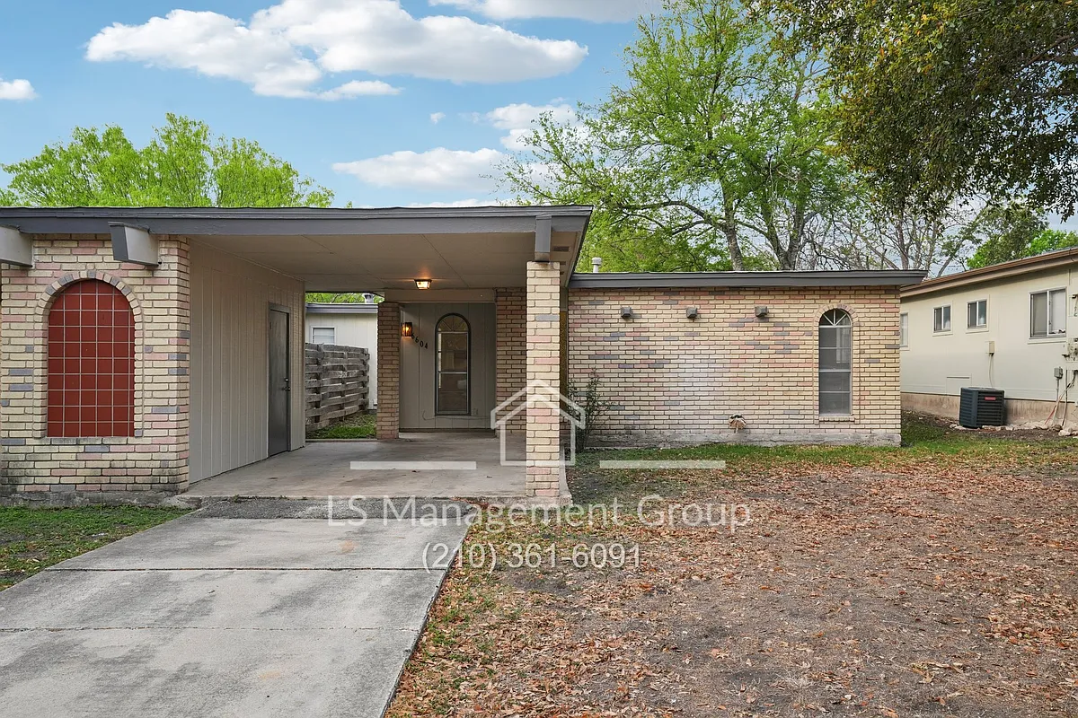 Building Photo - 6604 Cherryleaf St #6604