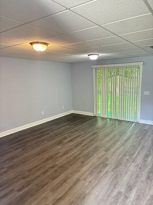 2 bed, 1.5 bath, 1152 sqft, $1,300 — Photo 4