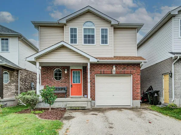 14 Raising Mill Gate, Woolwich, ON N3B 3K8