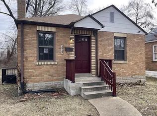 324 Henquin Dr, Saint Louis, MO 63135