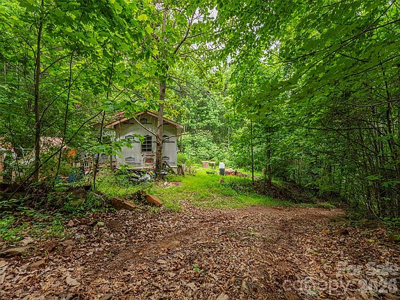 3rd image of 68 Long Ridge Rd