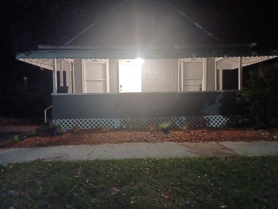 1st image of 1431 E 15th St