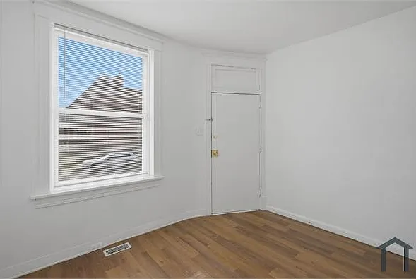 3127 Clay Ave #B — Photo 8