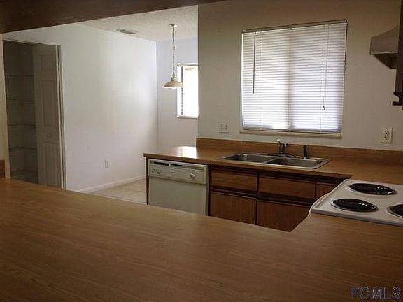5th image of 10 Wayland Pl