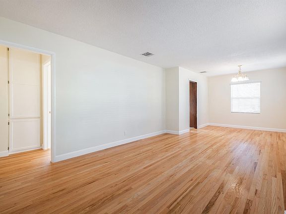5th image of 3650 Altura Ave
