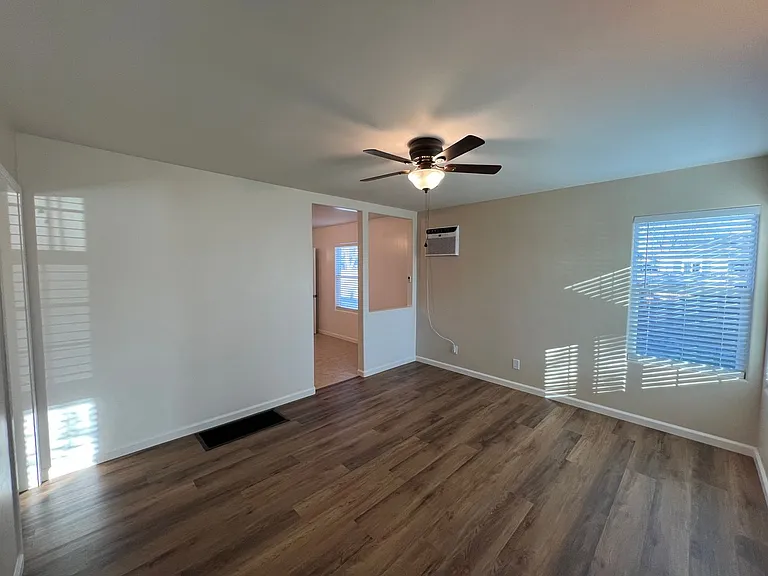 102 Village Rd — Photo 3