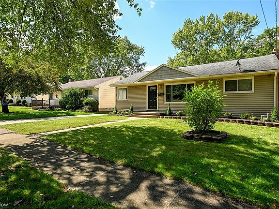 5th image of 574 Glenway Dr