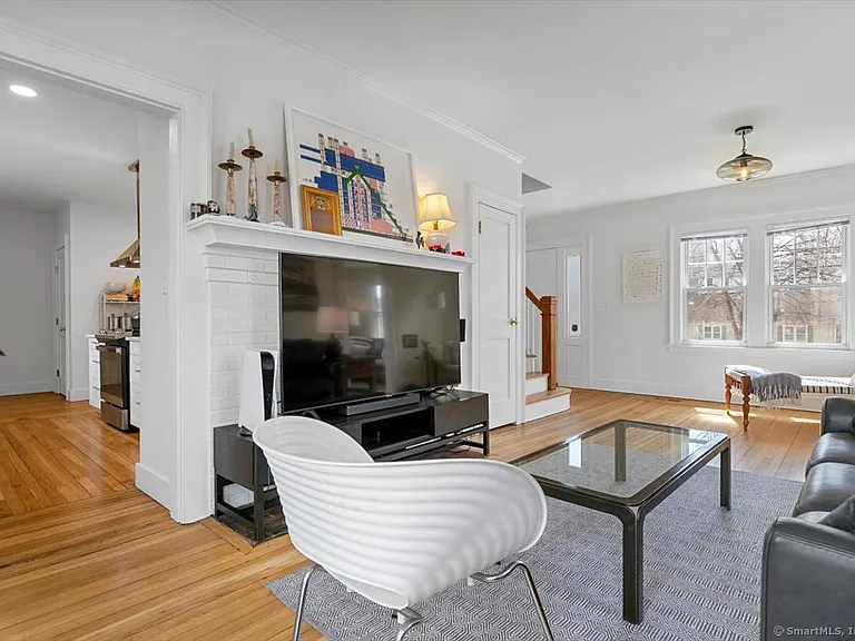 233 Highland St — Photo 5