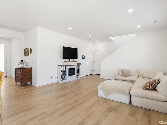 4th image of 7193 E 126th Avenue