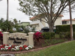 2201 SE 9th St APT 101, Pompano Beach, FL 33062