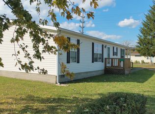 696 E Hunter St, Logan, OH 43138