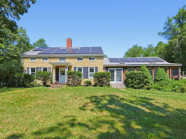 525 Clark St, Gardner, MA 01440