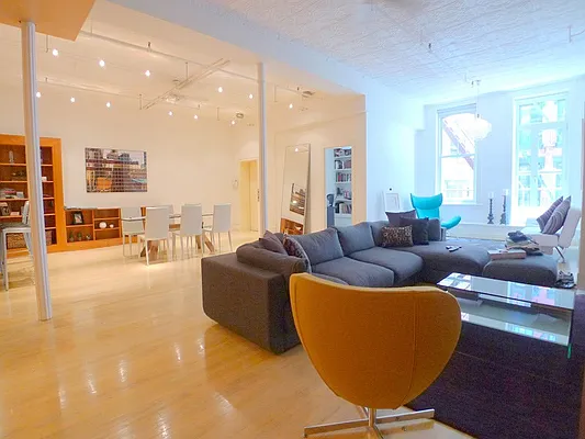 Sold by Sotheby's International Realty | media 20