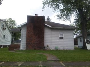 208 Mitchell St, Benton, IL 62812