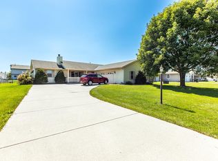 1615 E Five Mile Rd, Racine, WI 53402