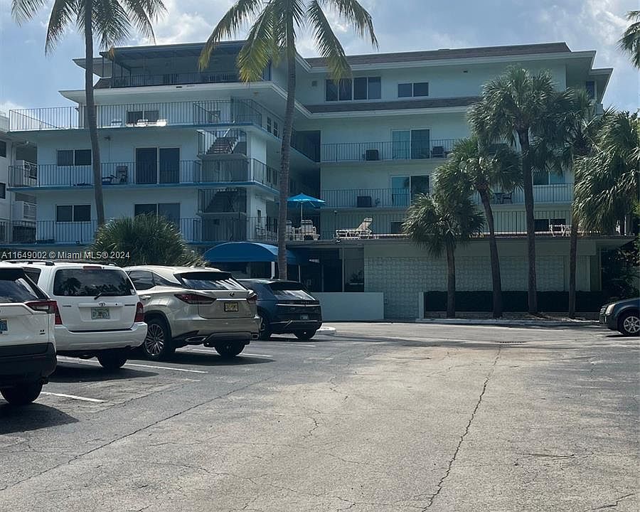1st image of 2539 S Bayshore Dr APT 320A