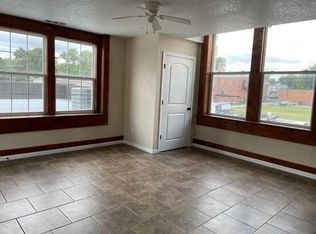 9 S Webb St #2B, Webb City, MO 64870