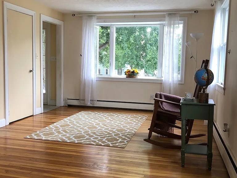 22 Freemont St — Photo 2