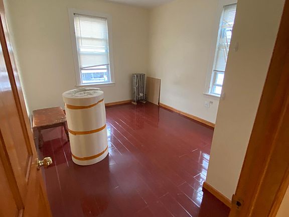 2nd image of 1422 84th St APT 2