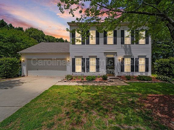 2nd image of 6435 Gatesville Ln