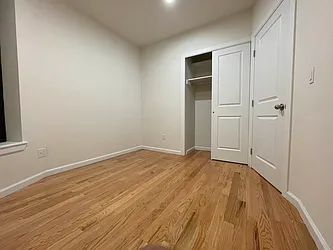 Rented by HOLTON REAL ESTATE INC.