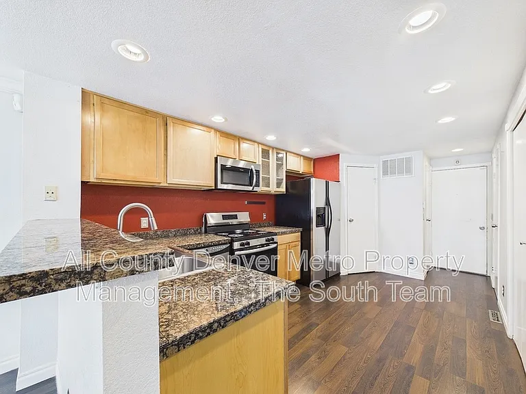 11555 W 70th Pl #F — Photo 6