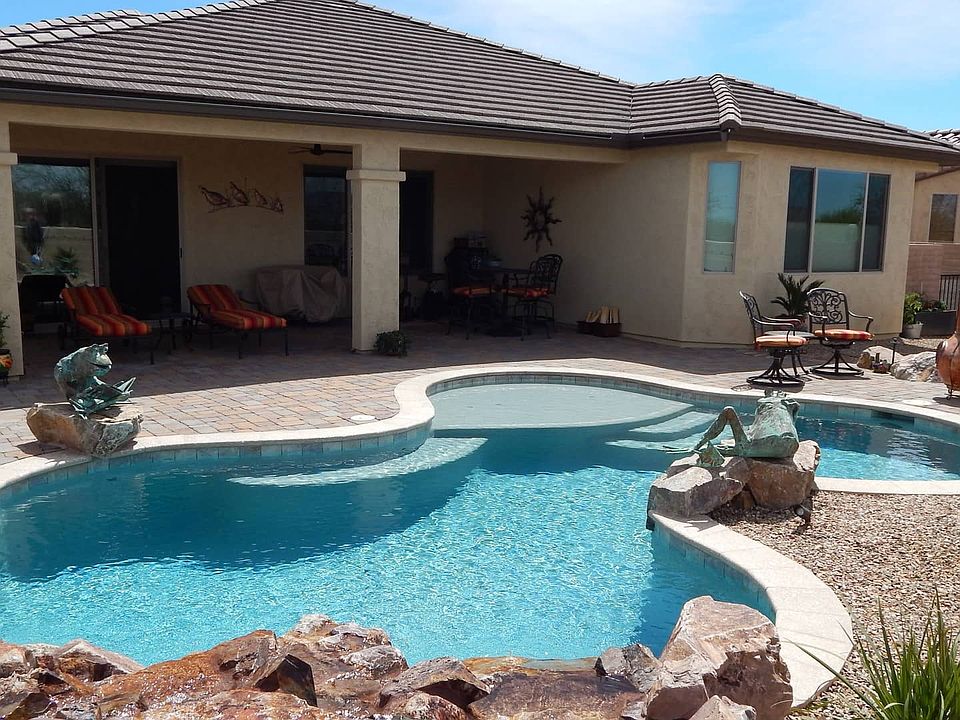 1st image of 809 N Copper View Dr