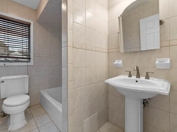 28 Washington Avenue image 15 of 20