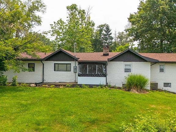 2nd image of 120 Winters Dr