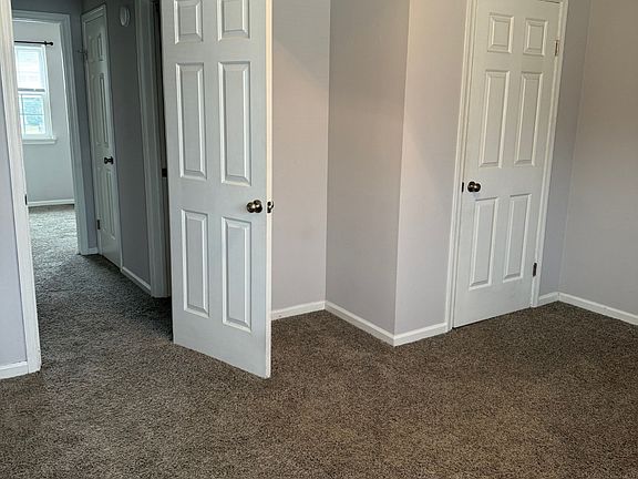 3rd image of 11 Sidewinder Ct