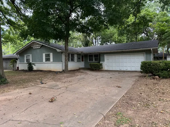 2447 S Wallis Smith Blvd, Springfield, MO 65804