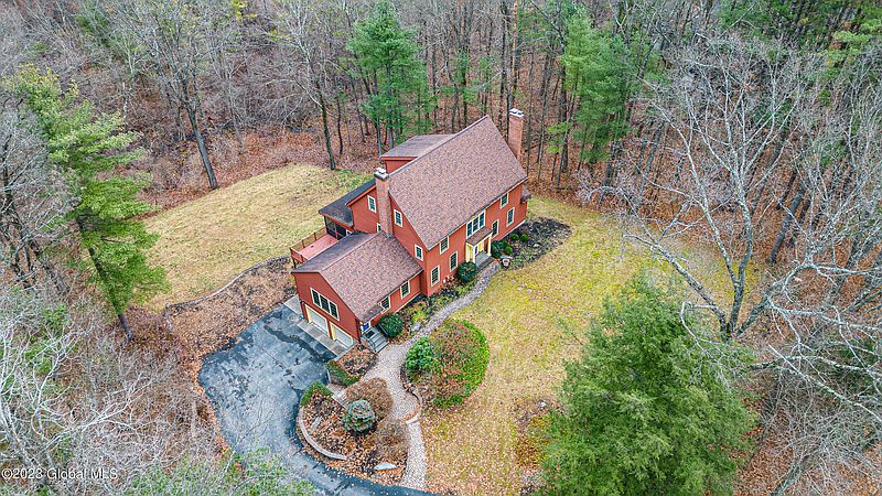 2nd image of 2641 Rosendale Road