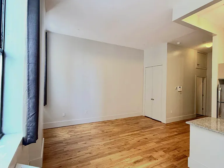41 Kosciuszko St #332 — Photo 3