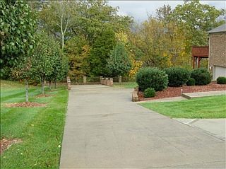 5th image of 96 Avawam Dr