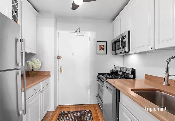 2nd image of 1420 York Ave APT 3K