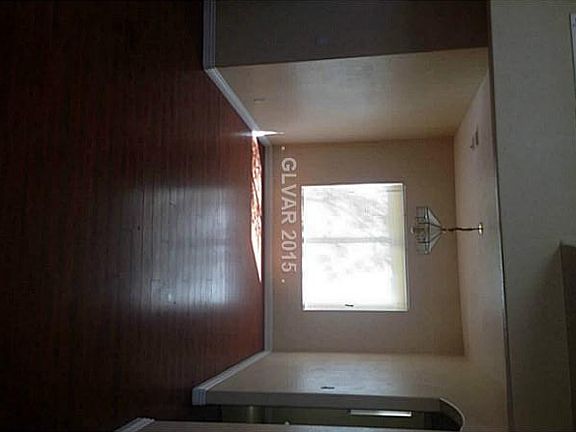 4th image of 7894 Delta Oak Ct