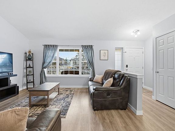 5th image of 5408 S Altamont Ct