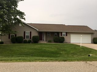 407 Mackenzie Pl, Metamora, IL 61548