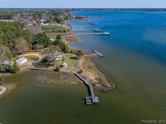 3rd image of 8261 White Hall Landing Ln